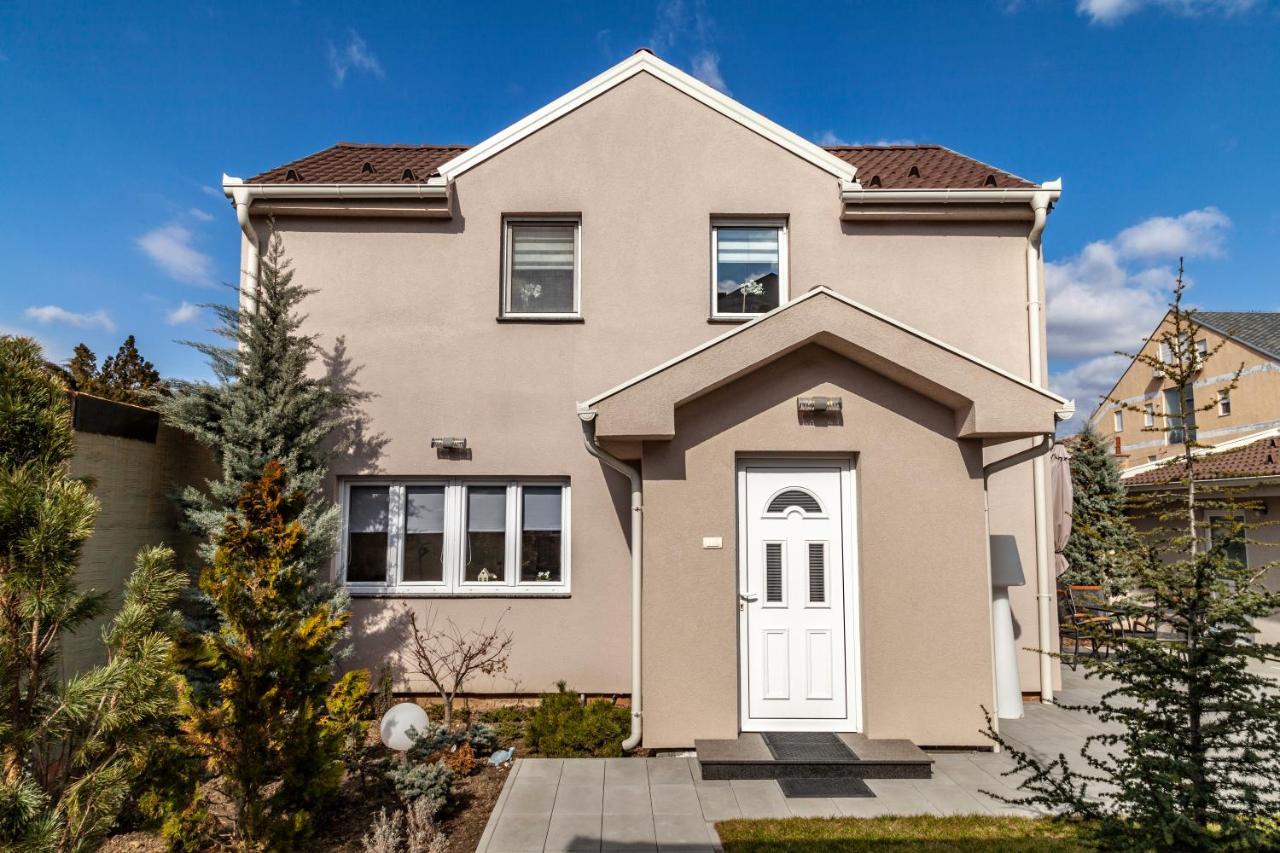 Dc Executive Homes Novi Sad Ngoại thất bức ảnh
